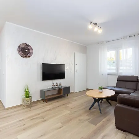 Tatil Evi Ema Und Ana By Interhome Pula