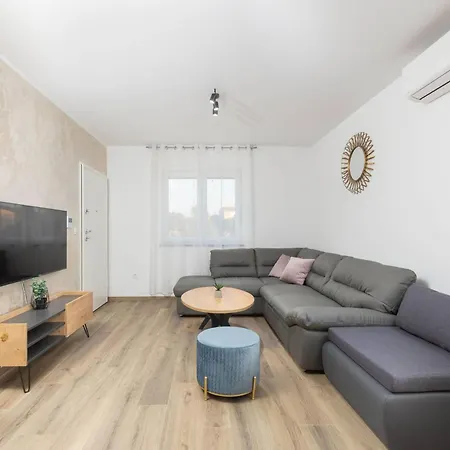 Ema Und Ana By Interhome Tatil Evi