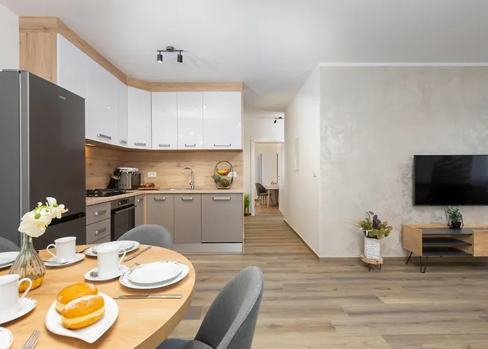 Ema Und Ana By Interhome Ferienhaus Pula